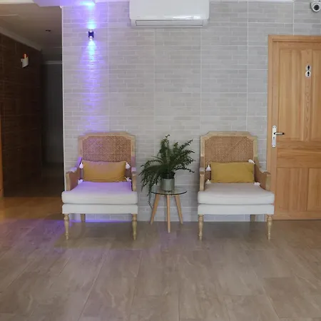 فندق Hotel Calpe كاليبي