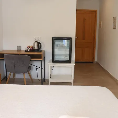 فندق Hotel Calpe 2*