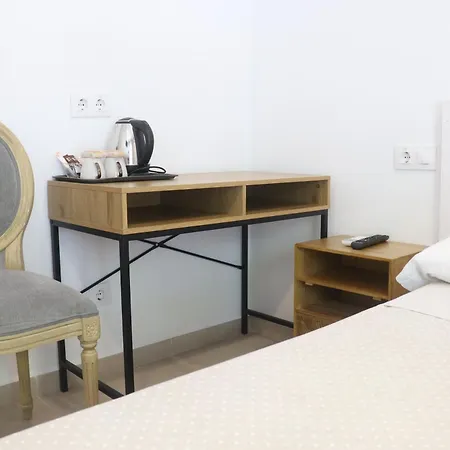 فندق Hotel Calpe 2*