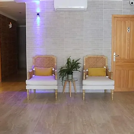 מלון Hotel Calpe קלפה